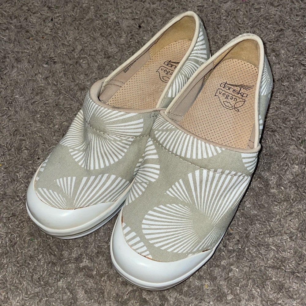 Dansko Vegan Volley Frond Canvas Chino Palm Clogs